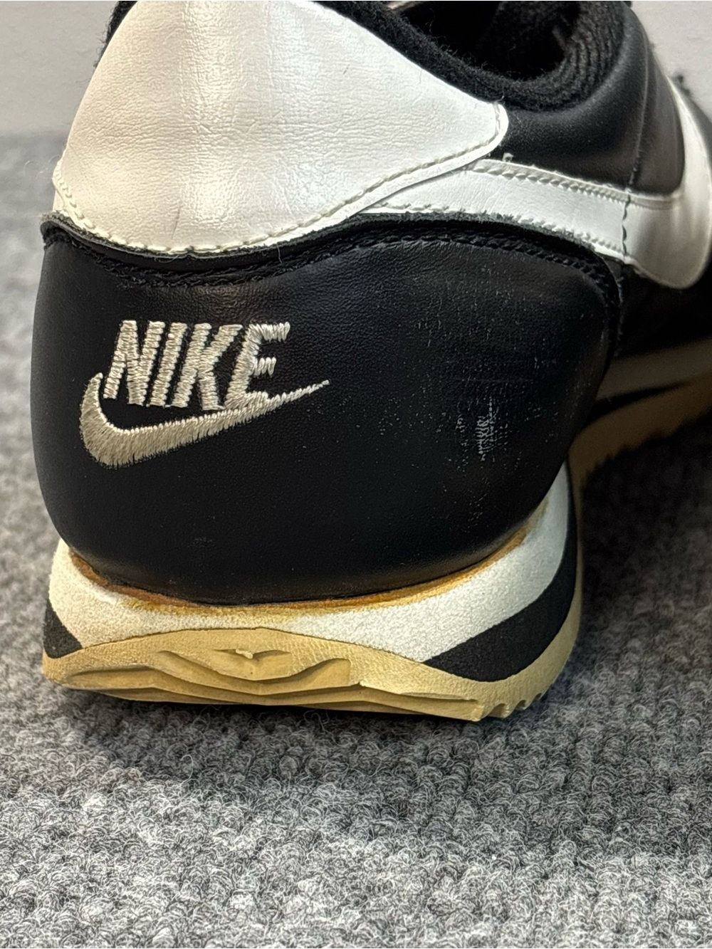 Nike Cortez Classic Leather Black White Mens Sz 10 Sneakers Shoes Low 920406-PF2 - Picture 12 of 16